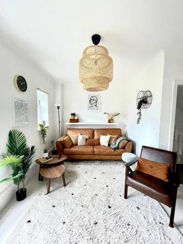 Chelmsford Apartment | High-End 2 Bed Maisonette in Beaulieu Park