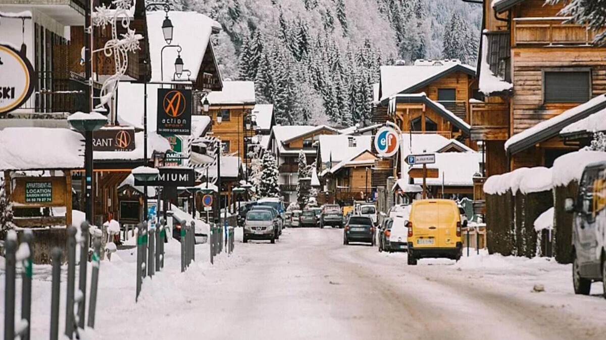La Cote-d'Arbroz Ski Chalet | High end Living in Morzine with an exclusive Sauna & Jacuzzi