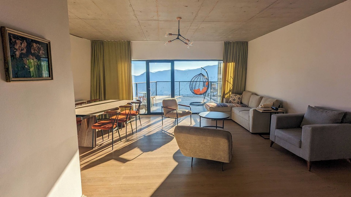 Kazbegi Apartment | High Gudauri - Ski in ski out - loft with terrace