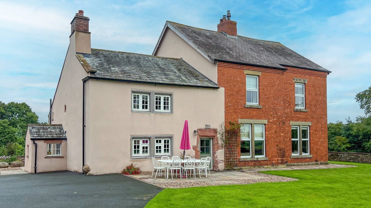 Southwaite Cottage | High House, Southwaite - a cottage that sleeps 10 guests in 5 bedrooms