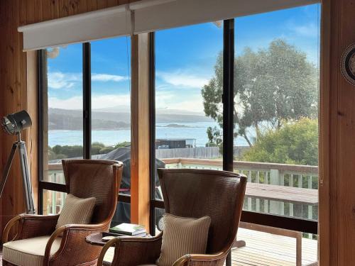 Binalong Bay House | High On Coffey - Binalong Bay - Pet Friendly