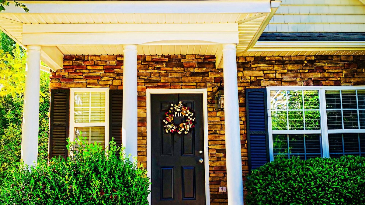 Athens Condo | High Point 300: 2BR/2BA Condo near University of Georgia Football and DT Athens