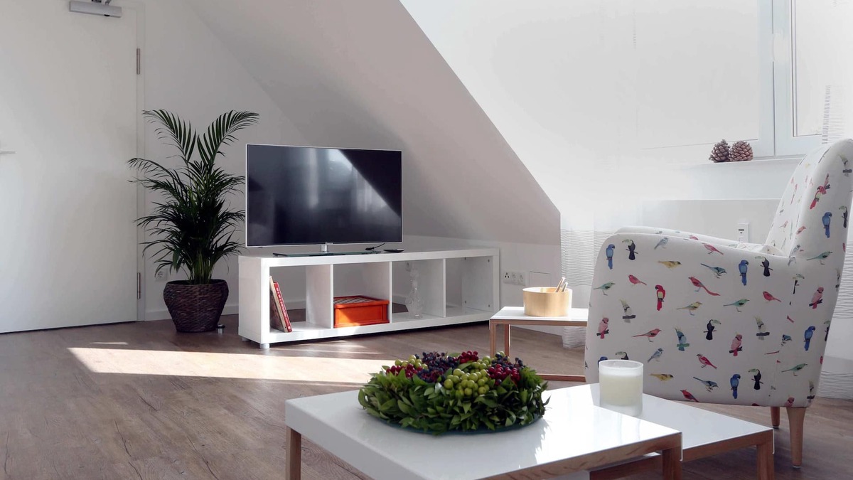 Solingen Apartment | High quality furnished holiday-/exhibition apartment with a view in Solingen-Gräfrath