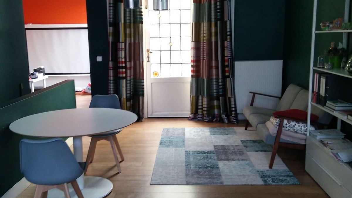 Ukkel Apartment | High roof. Cozy two bedroom