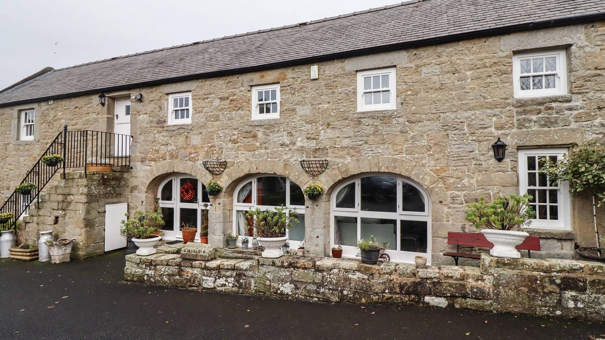 Capheaton Cottage | HIGH SHAFTOE, pet friendly, with a garden in Ponteland