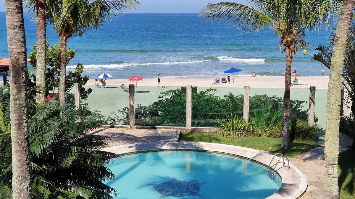 Maresias House | High Standard House, Foot in the Sand, 5 Suites, Maresias. Watch our video.