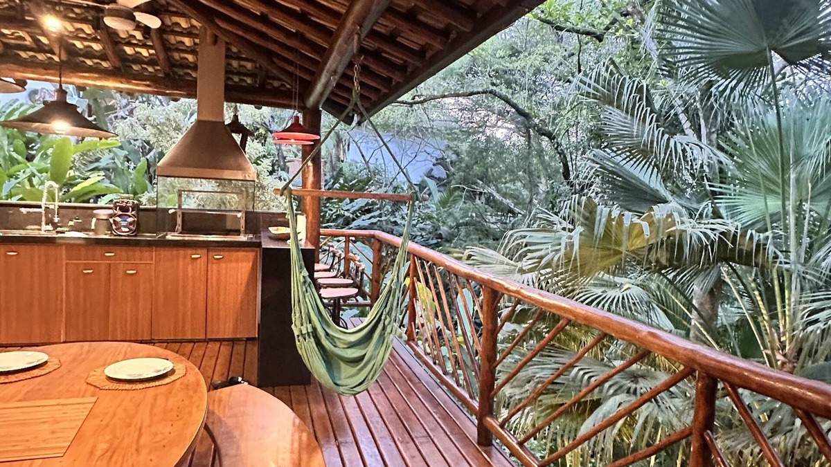 Veloso House | HIGH STANDARD HOUSE - CURRAL BEACH - COND. YACAMIM