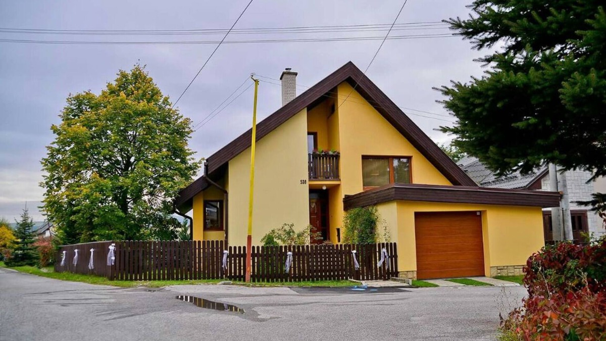 Velka Lomnica Apartment | High Tatras Apartment * WiFi & Parking Free * Quiet place