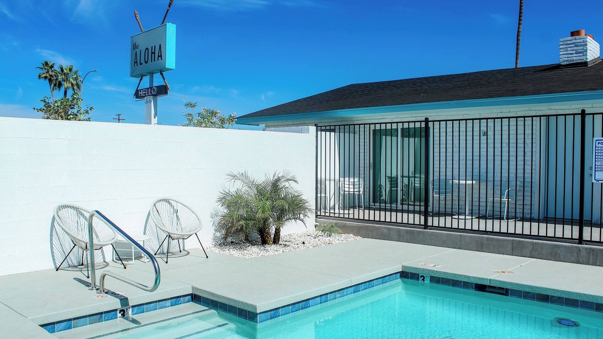 Silk Stocking Neighborhood House | High Tide - Downtown Chandler - Heated Pool