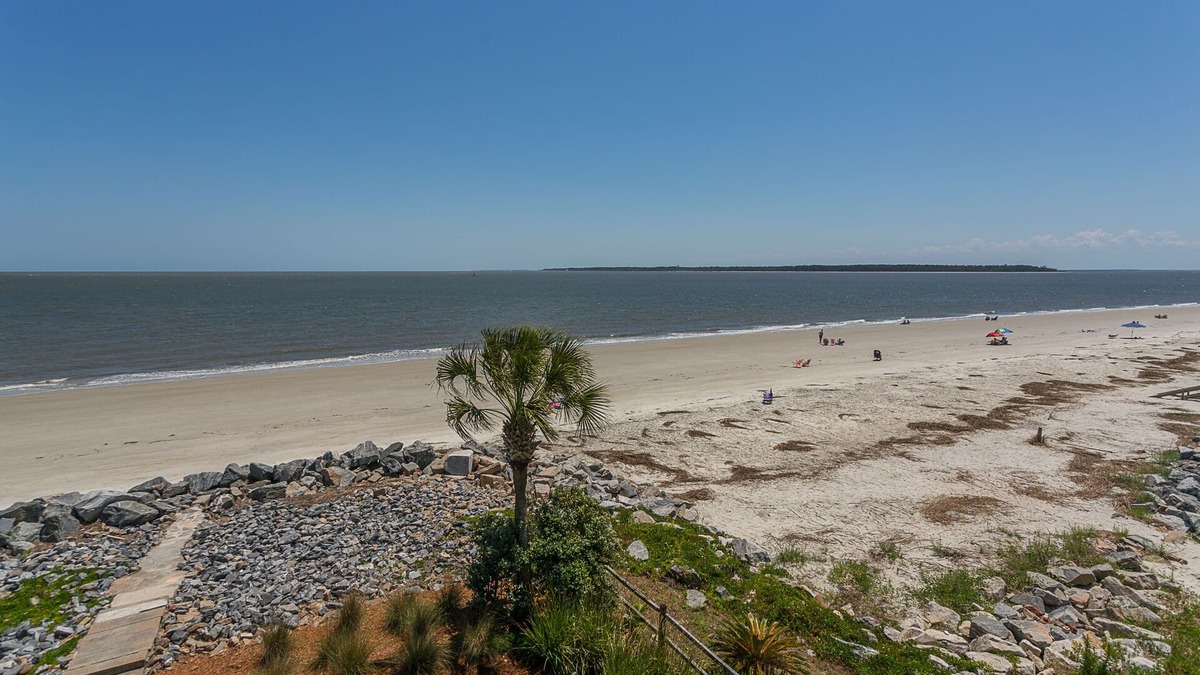 Saint Simons Island Condo | HIGH TIDE Ocean Front Beach Cottage, Best Views on St Simons Island! Pier Area!