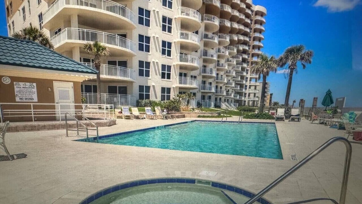 Daytona Beach Shores Condo | High Tide Hideaway @ St. Maarten