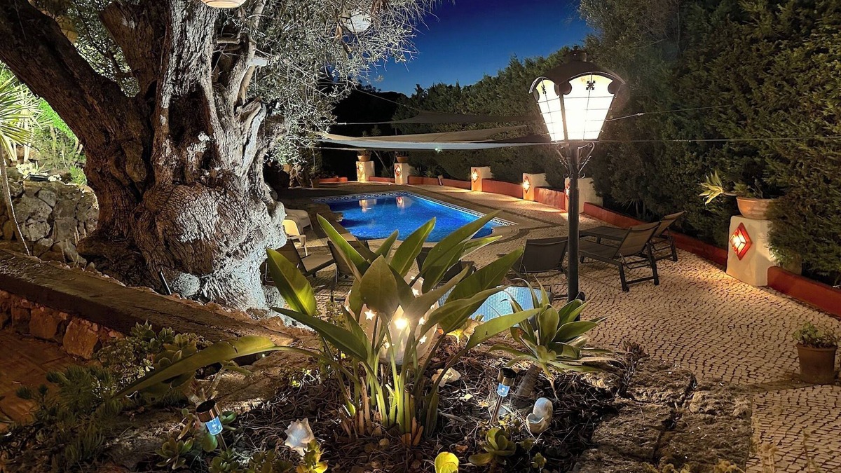 Porches Villa | Highest Algarvian private waterfall! Rural 4500m² close to Ocean! WIFI 500mb !