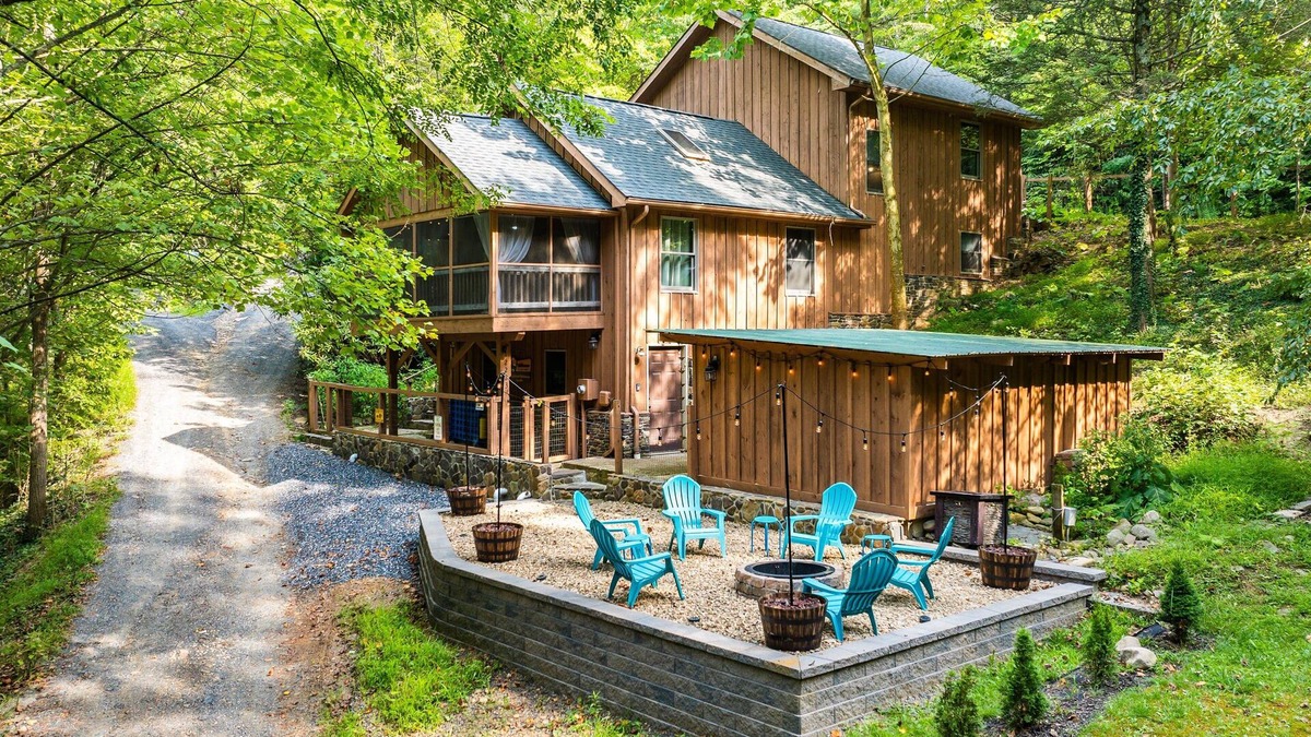 Rawley Springs Cabin | Highland Cabin, pets ok/GW Nat'l Forest/near JMU