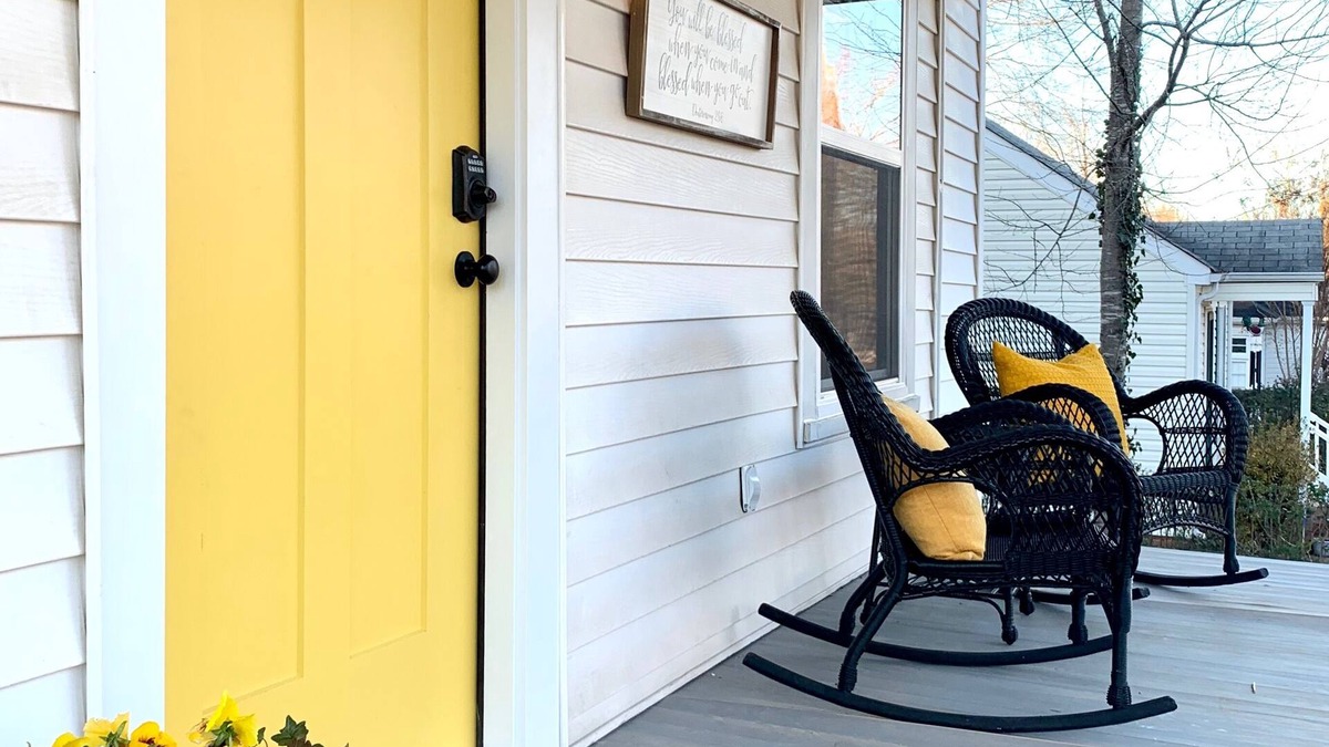 Cleveland House | Highland Gold+ Gather Family+Friends+make memories