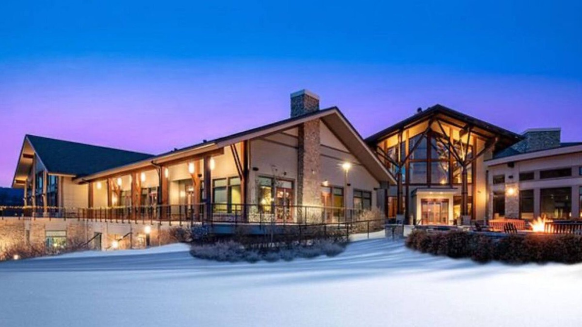 Fairfield Cabin | Highland King | Cozy Stay Near Ski Lifts