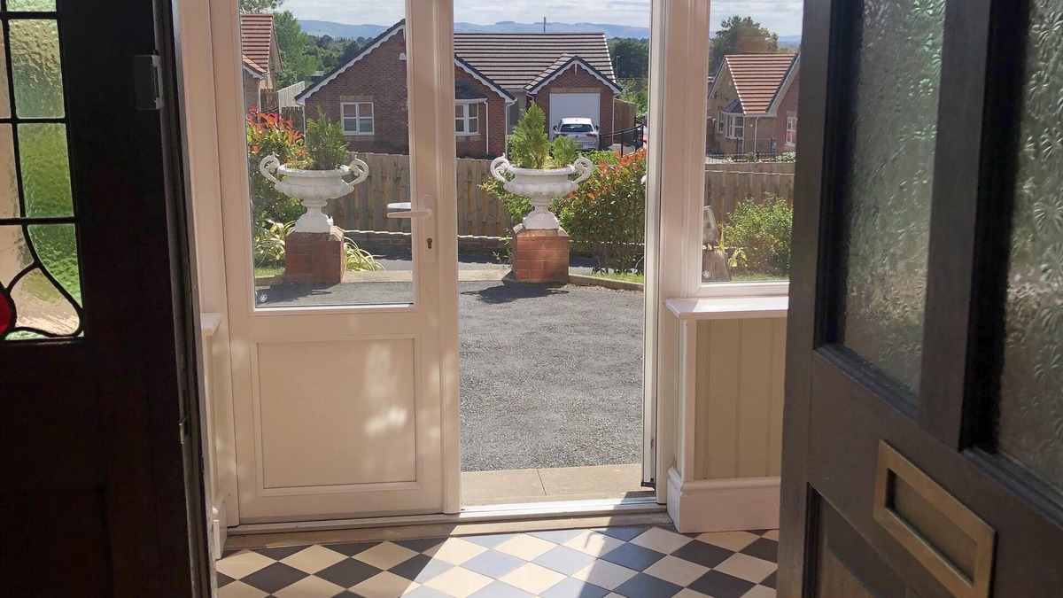 Llandrindod Wells House | Highland Moors Guest House