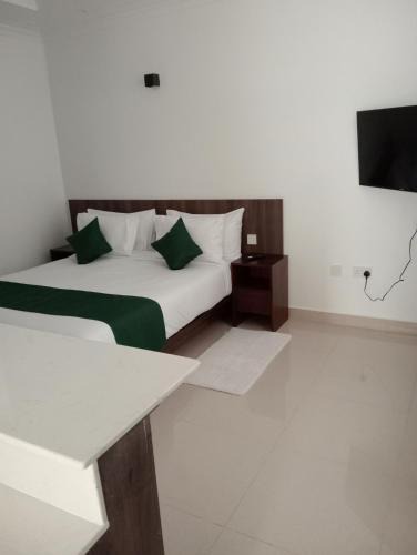 Eldoret Bed & Breakfast | Highland Rhinor