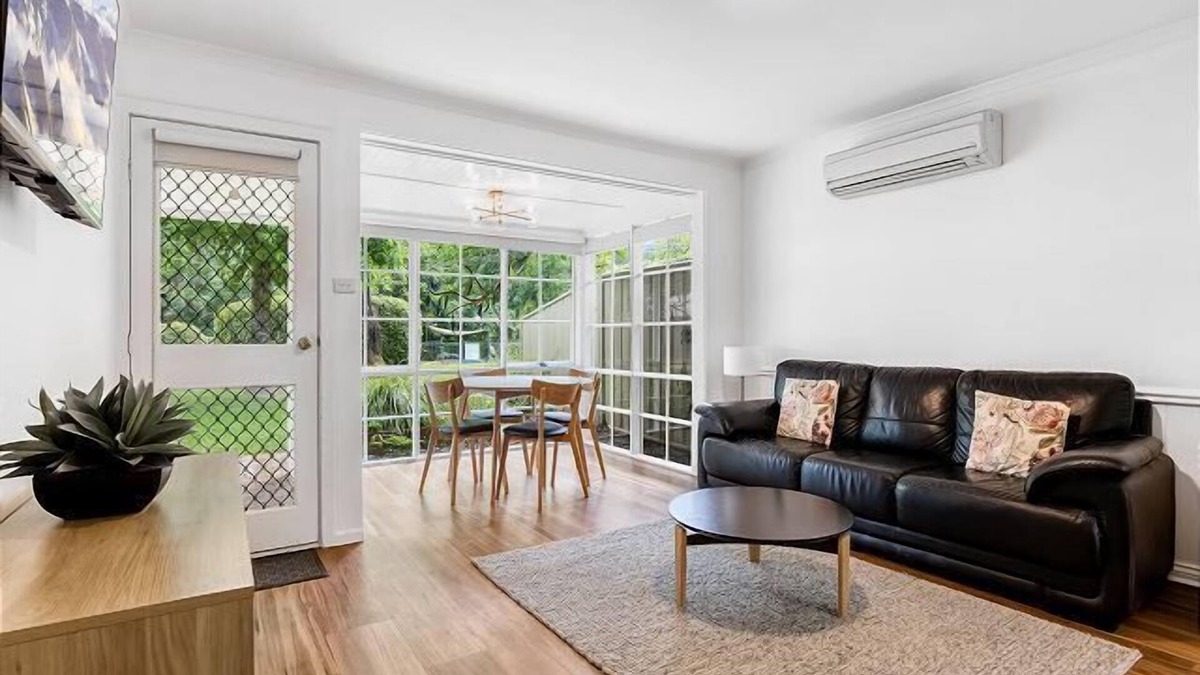 Bright Apartment | Highland Valley Cottage 4