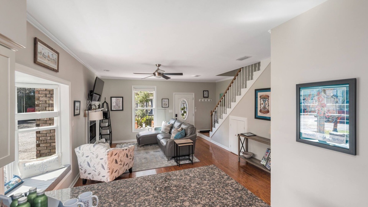 Seville Historic District House | Highly rated 2 BR townhouse steps from DT, and near beaches. Open Labor Day!