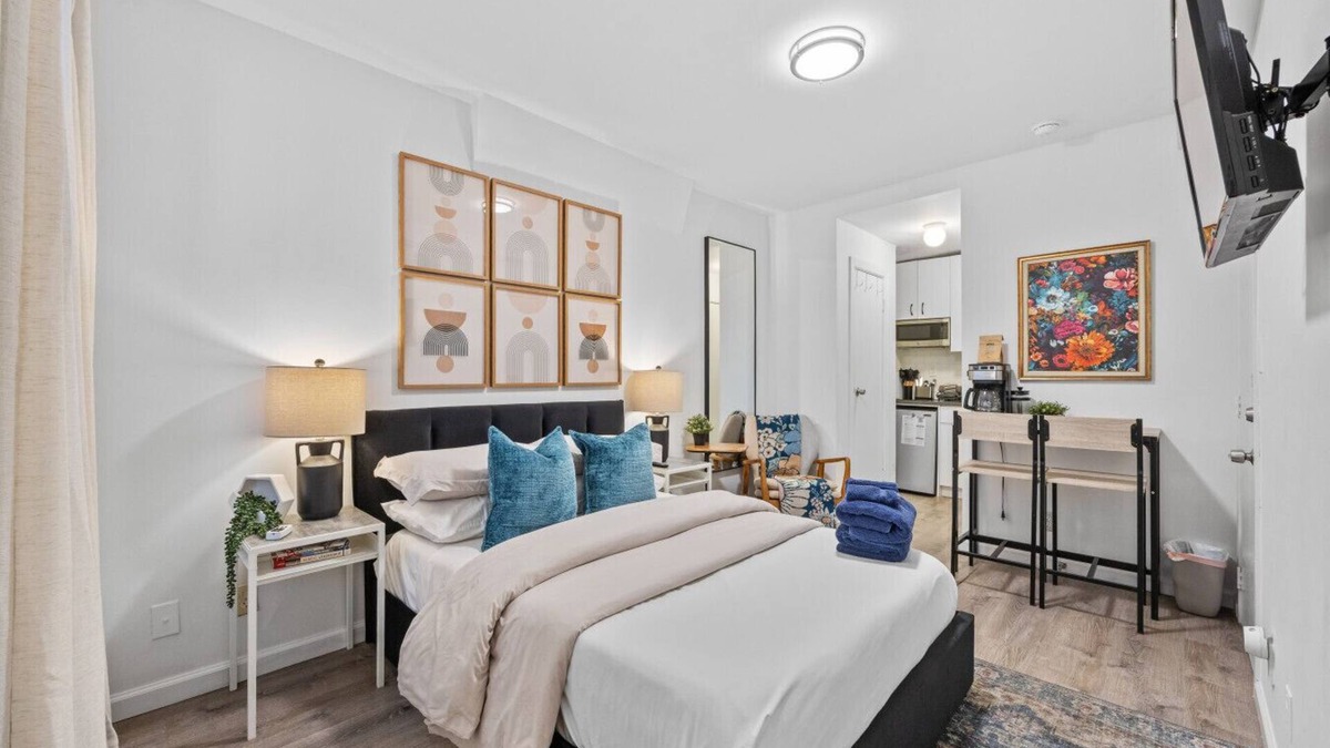 Midtown West Apartment | Highly Recommended Studio Near Times Square