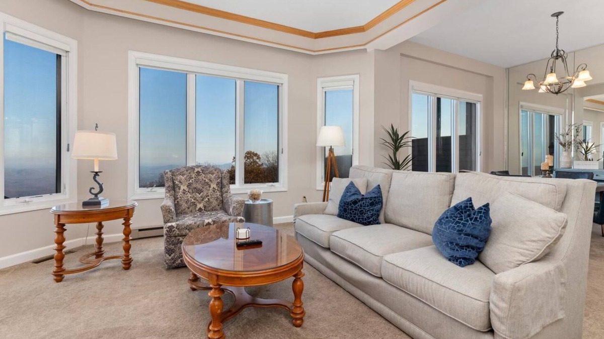 Chestnut Springs Condo | Highridge Court 30 with Wintergreen Advantage
