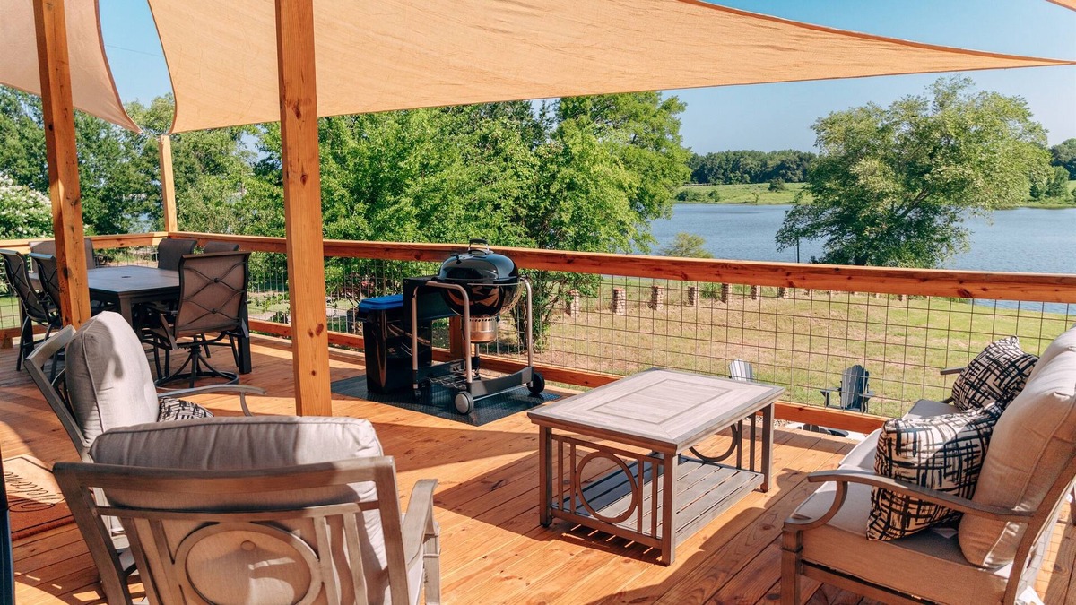 Coffee City House | Highsaw Lakefront Escape - Dock, Swimming, View, Firepit, Relaxing