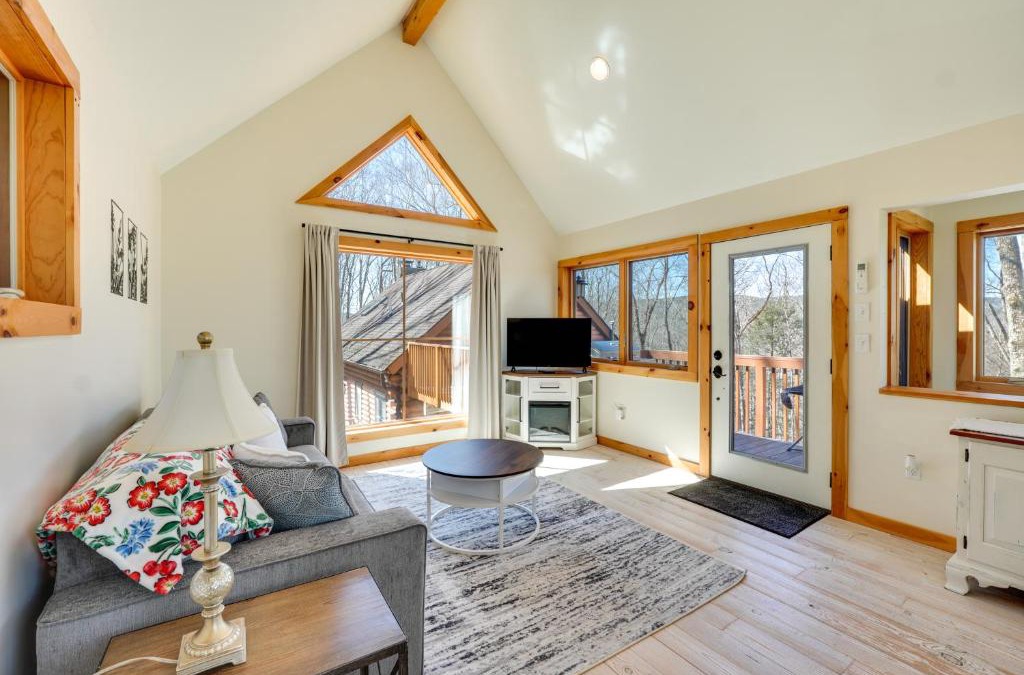 Westbrookville House | Hike and Fish Outdoor Retreat Near Trails