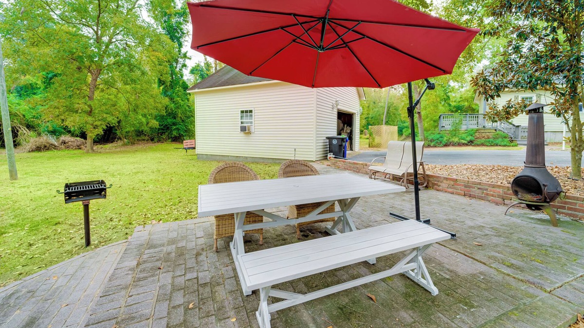 Burgaw Apartment | Hike & Bike On-Site: Burgaw Apt - 4 Mi to River