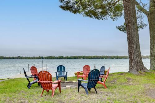 Baldwin House | Hike, Fish and Explore Lakefront Cottage in Baldwin