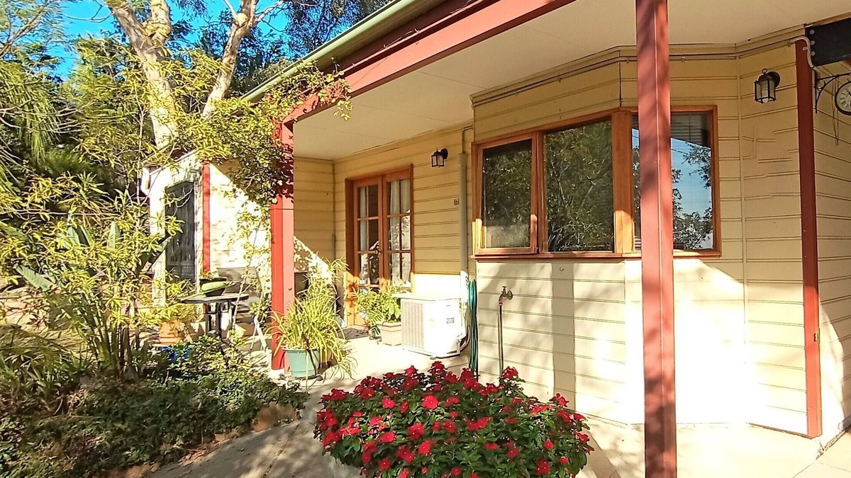 West Albury Apartment | *Hikes*Trails*Mountain Biking*Close to Town*