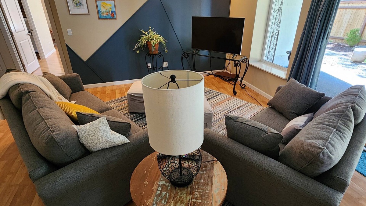 Lake Morton-Berrydale Apartment | Hiking, Biking, Golfing, Paddle Boarding, Kayaking and MORE!