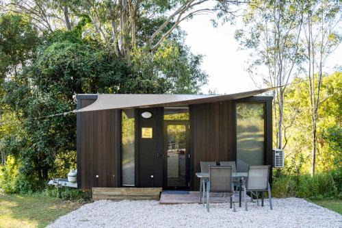 Perwillowen House | Hill Creek Tiny House 4 by Tiny Away