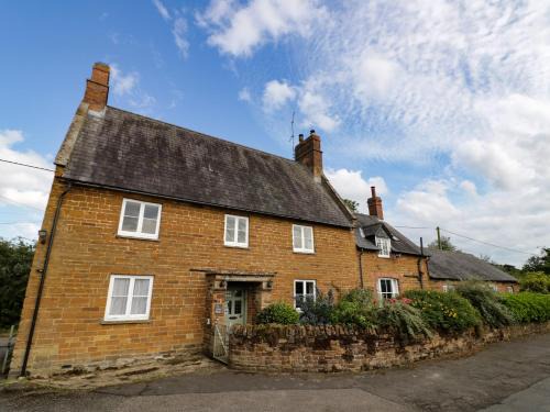Nether Heyford House | Hill House Farm