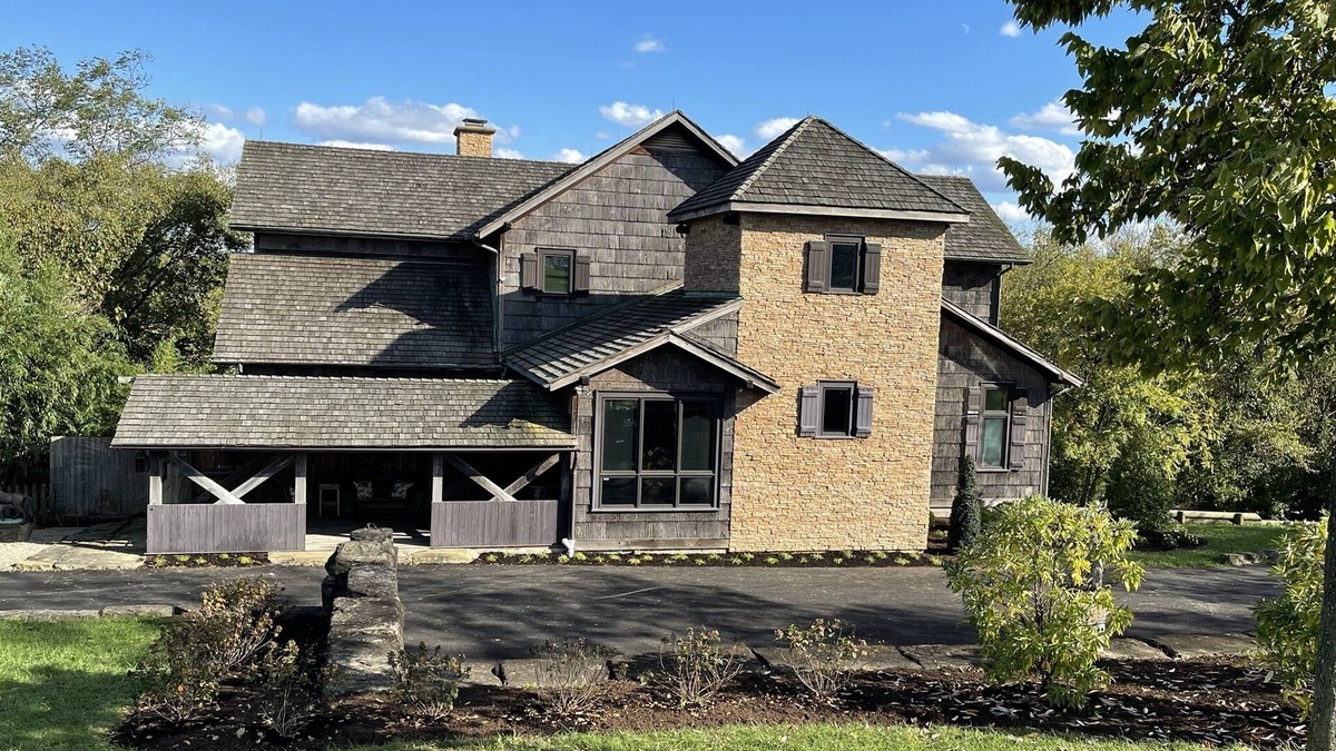 Paris House | Hill 'n' Dale Kentucky Thoroughbred Horse Farm at Xalapa