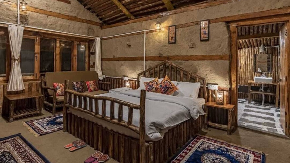 Aleo Cottage | Hill top cottage by Planacation