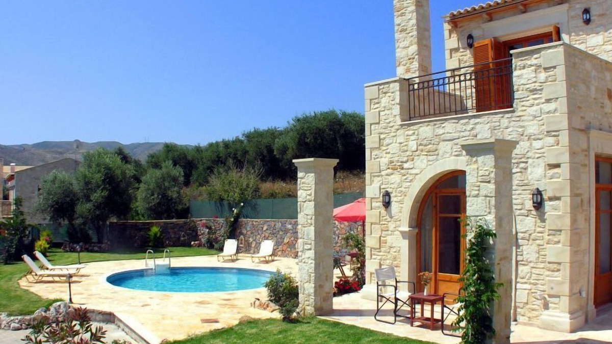 Agia Triada Villa | Hill Top House with Pool & Scenic Views