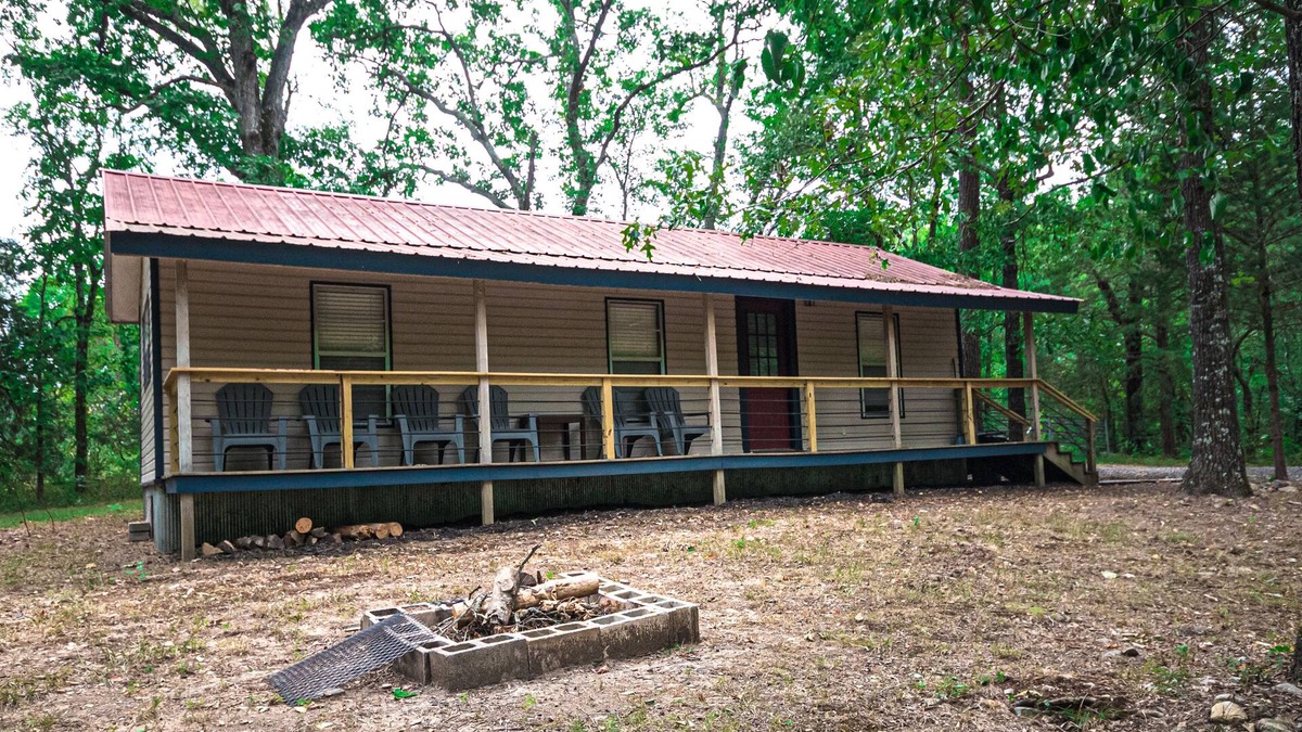 Board Camp Cabin | Hillbilly Hideaway at Wolfpen Gap