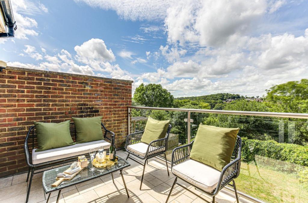 London Borough of Bromley House | HILLCREST