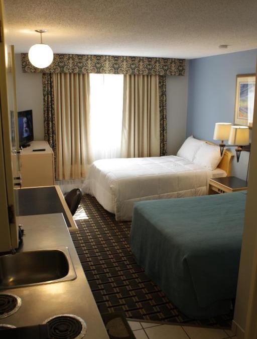 Swan Hills Hotel | Hillcrest Motel