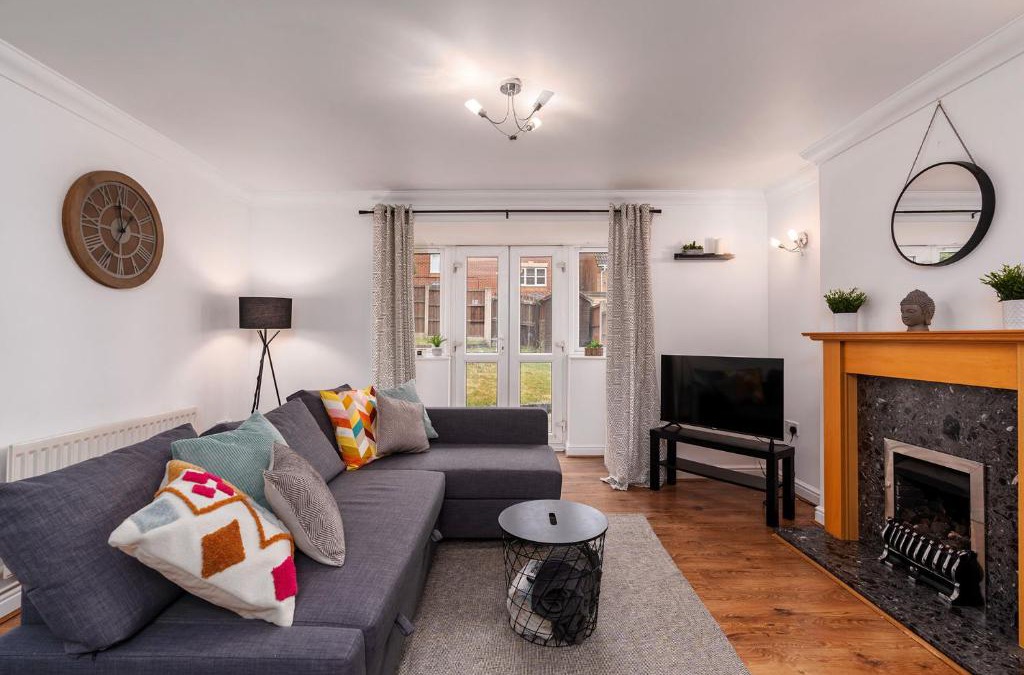 Mexborough Apartment | Hills Close