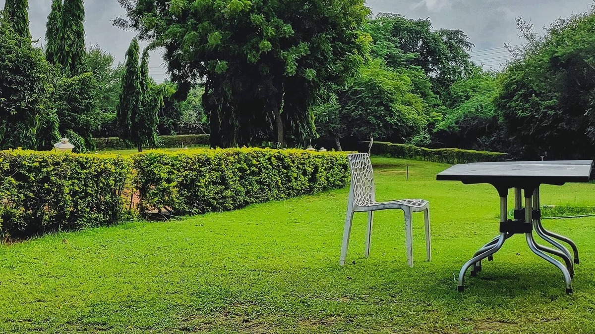 Gurugram Resort | Hills Nature Resort