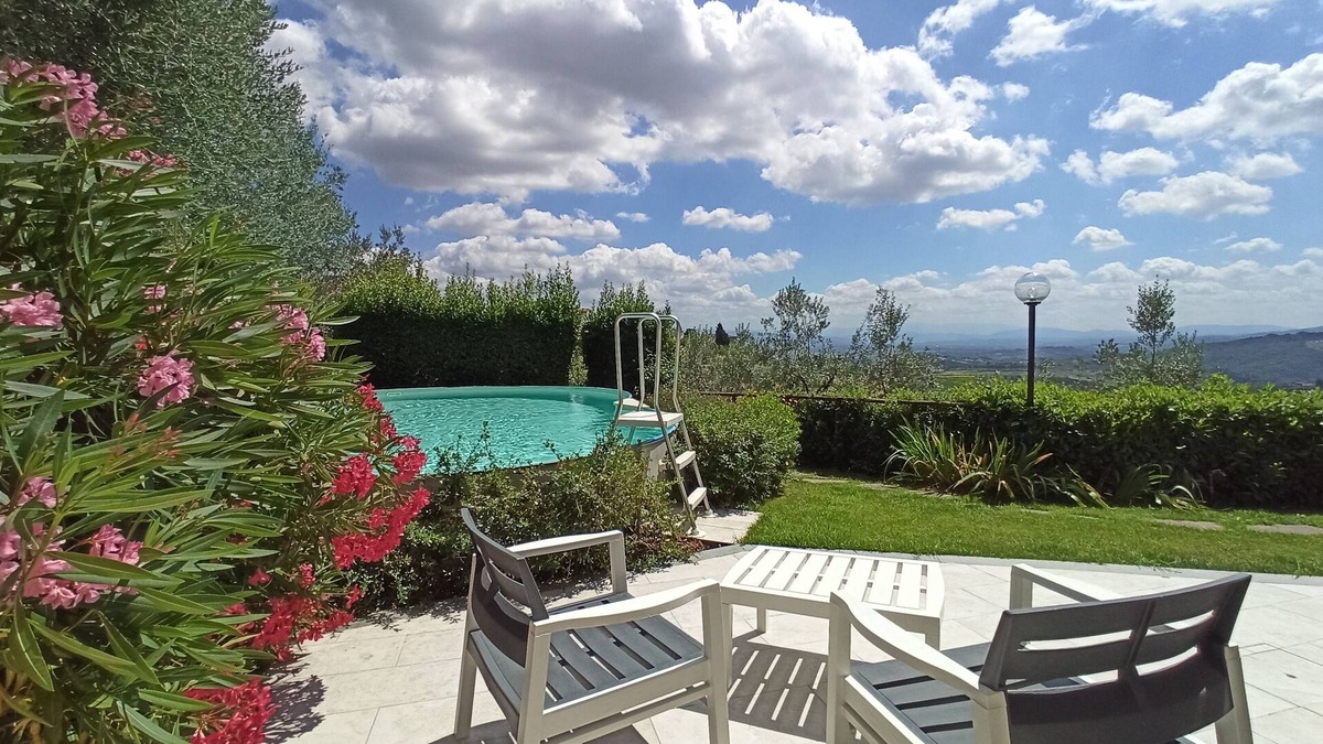 Carmignano Apartment | HILLS OVERLOOKING FLORENCE, TUSCANY, GREAT VIEW, PRIVATE POOL, GARDEN