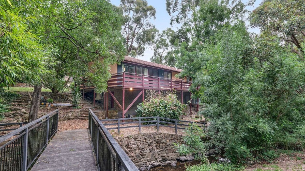 Aldgate House | Hills Serenity w/Private Creek