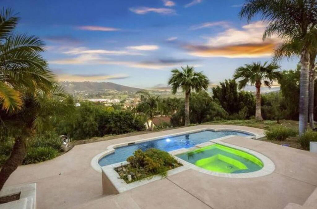San Marcos House | Hillside 2/2 Subdivided Home w/Pool and Views!