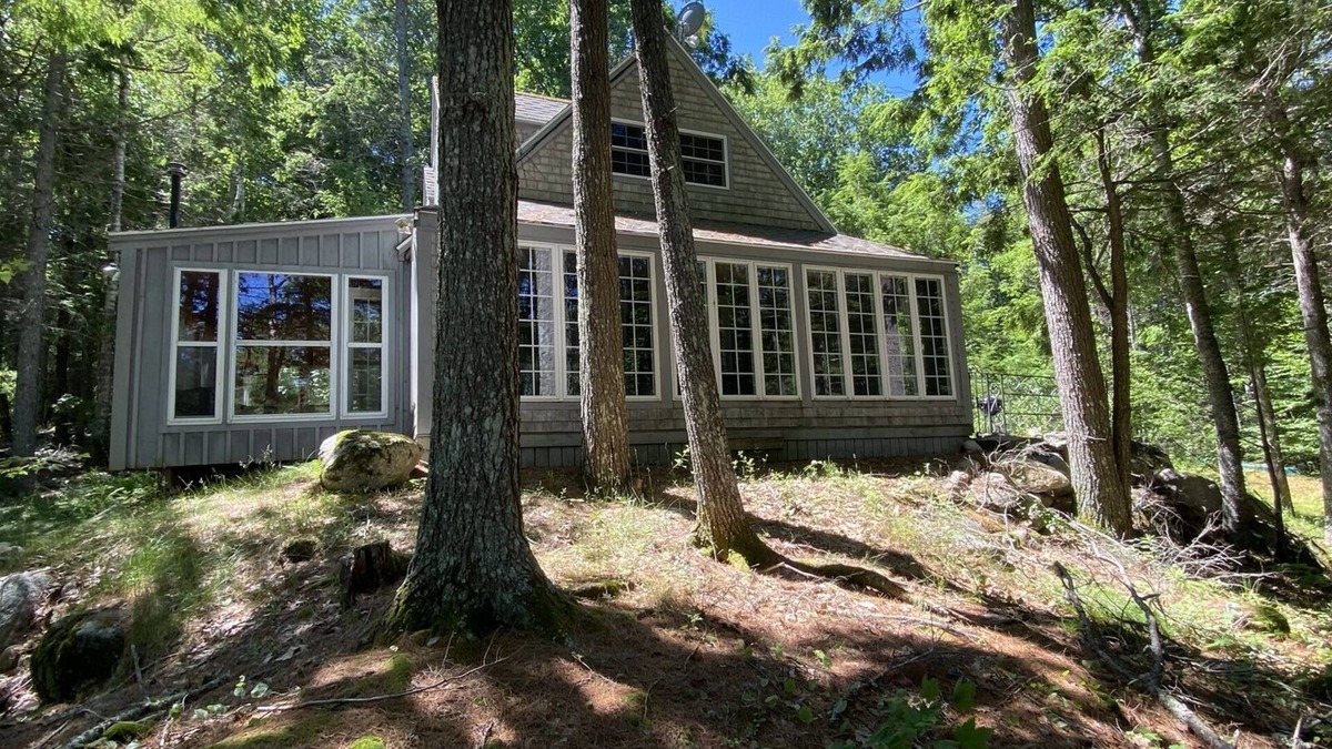 Bristol House | Hillside Cottage- Bristol
