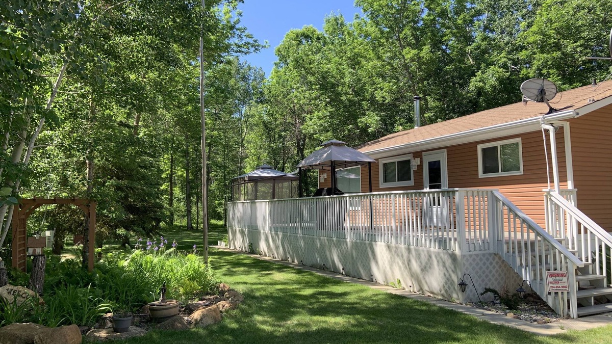 Hillside Beach Cottage | Hillside Haven