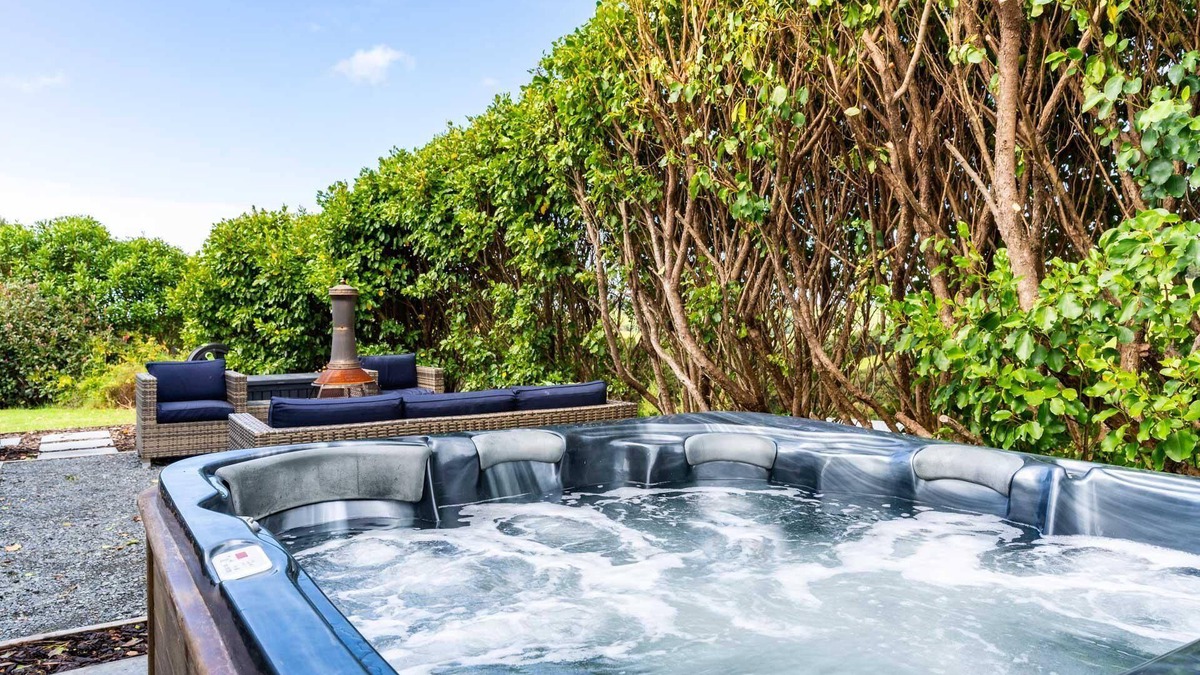Waipu House | Hillside Haven - Stylish, sunny holiday home with pool and spa in beautiful rural setting