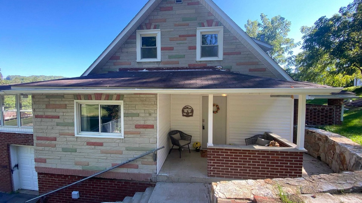 Glen White House | Hillside Hideaway-Winterplace and National Park