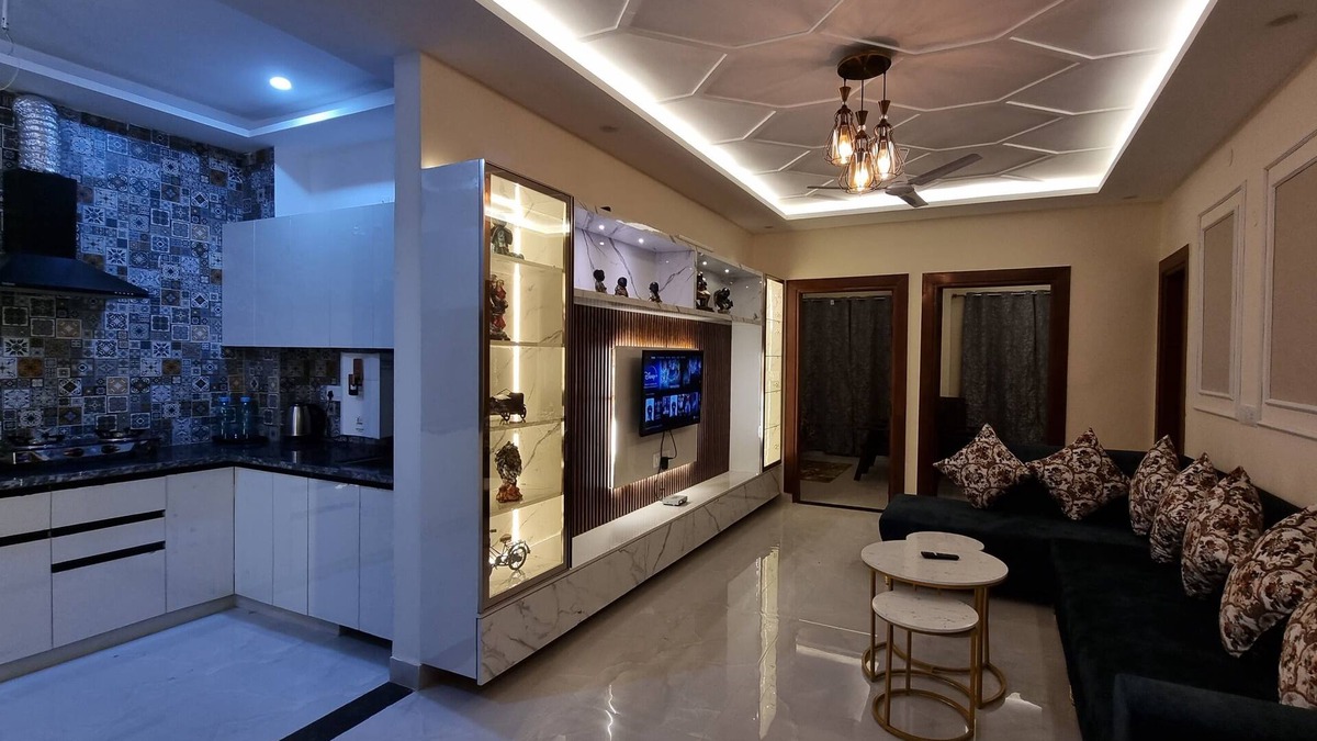 Bullawala Apartment | Hillside nest 2 BHK apartment with a hill and mussoorie view.