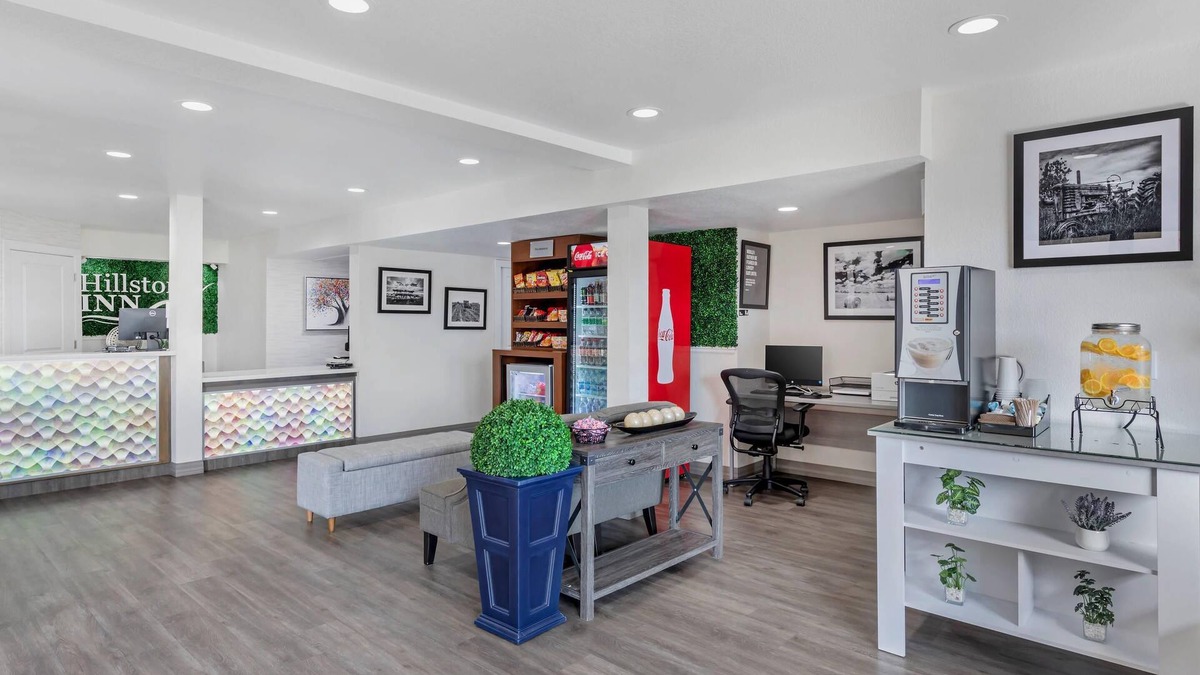 Tulare Hotel | Hillstone Inn Tulare, an Ascend Collection Hotel